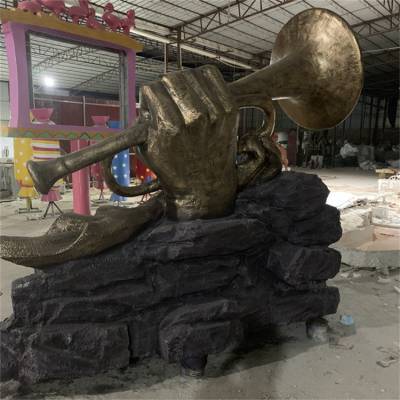 紅色號(hào)角雕塑 仿銅吹號(hào)雕塑 廣西玻璃鋼造型雕塑